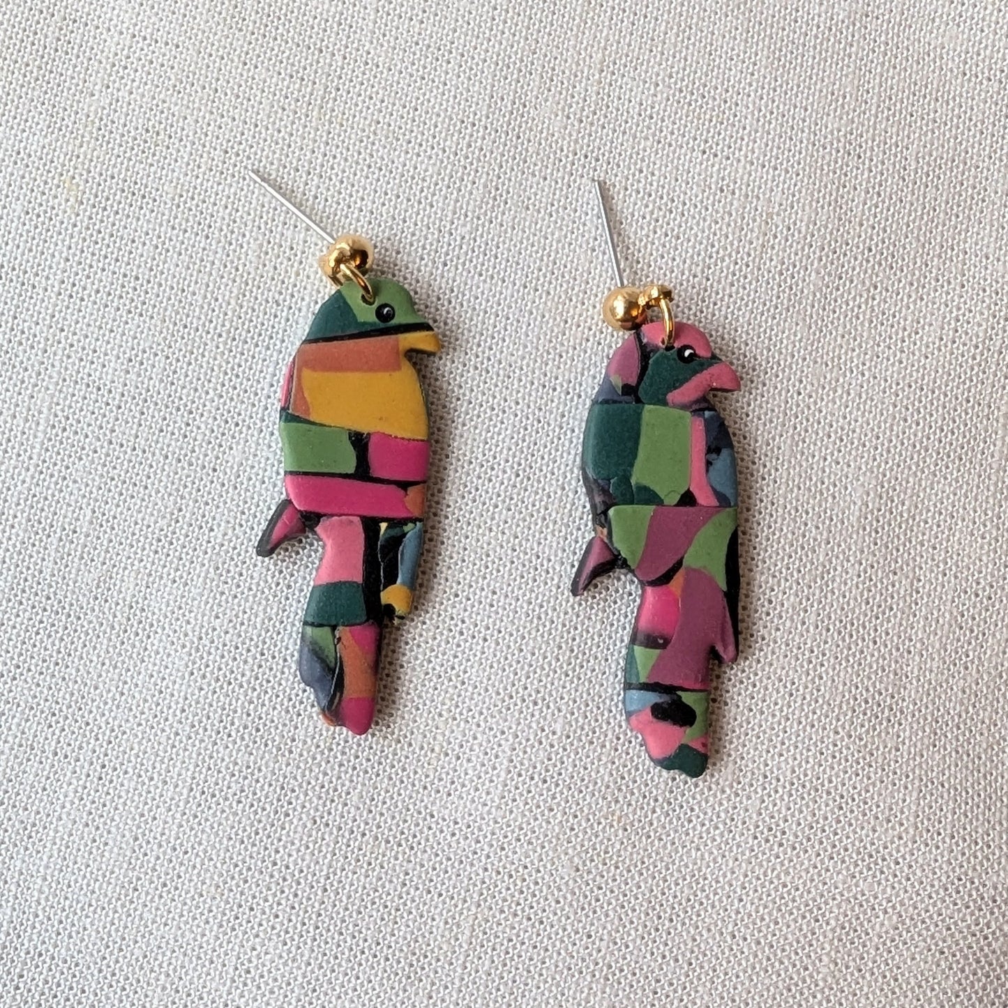Raven Earrings in Mottled Rainbow