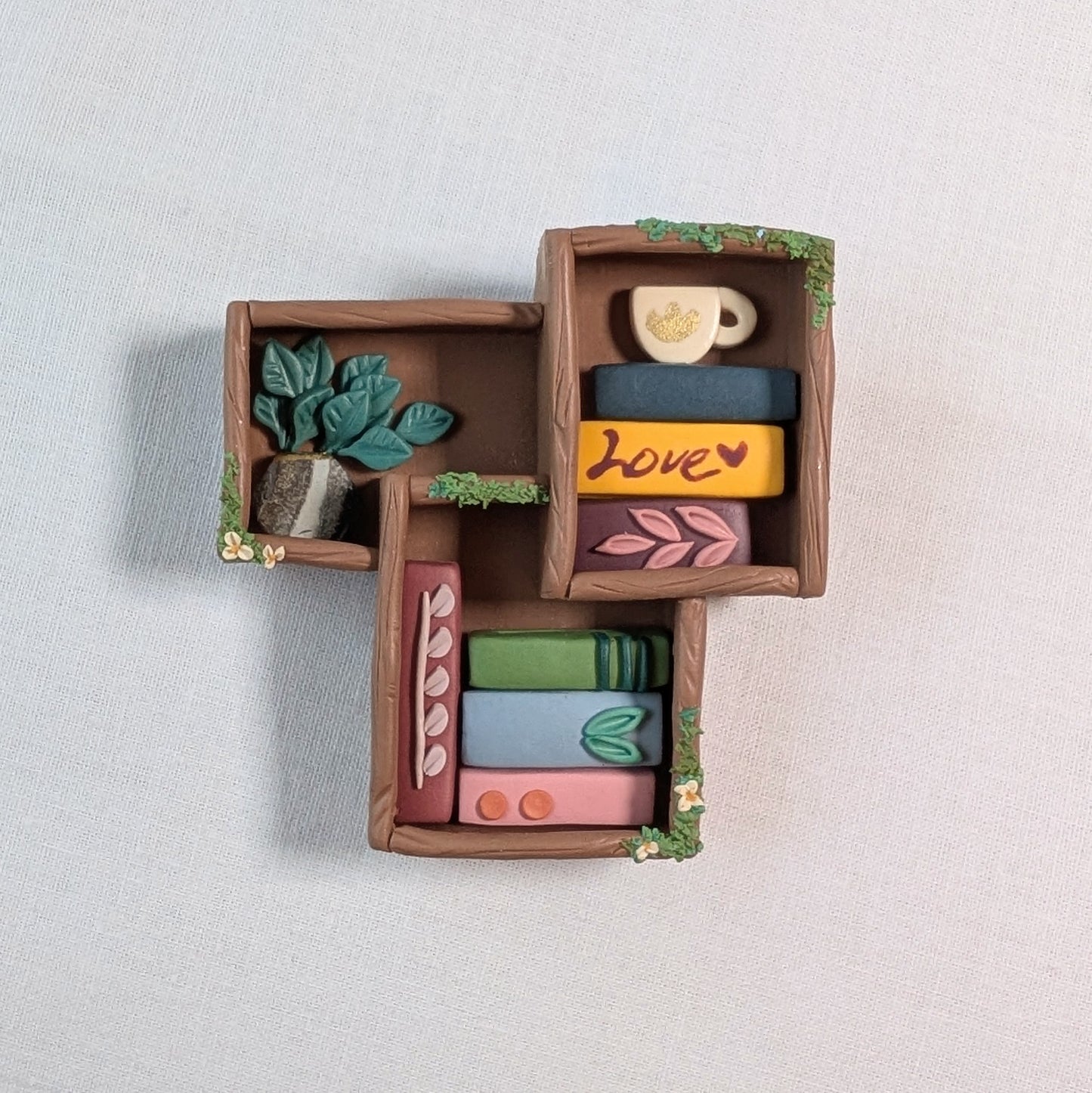 Cottage Witch Bookshelf Brooch