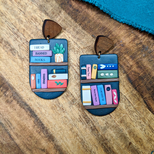 Elizabeth "I Read Banned Books" Bookshelf Earrings 01