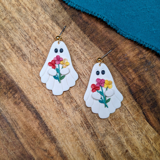 Annabel Lee Earrings with Flower Bouquet 01