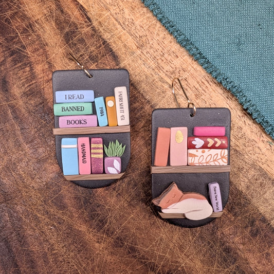 Elizabeth "I Read Banned Books" Bookshelf Earrings 01
